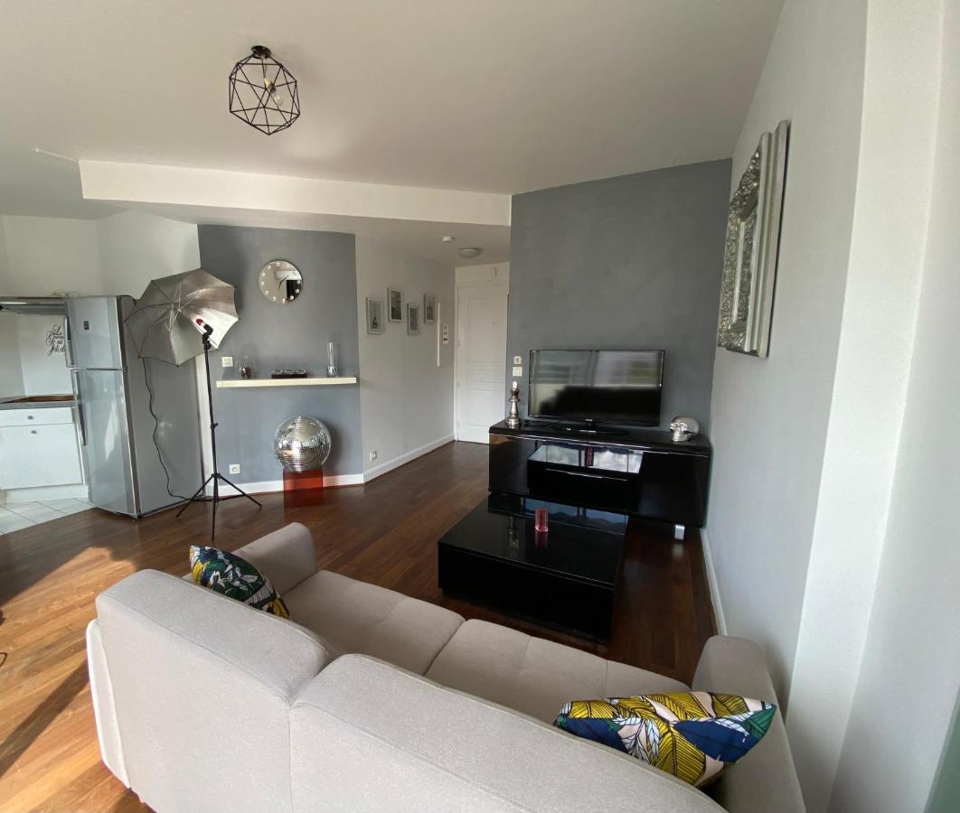 Charmant Appartement En Bord De Cher Saint-Avertin Exteriér fotografie