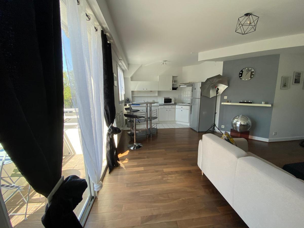 Charmant Appartement En Bord De Cher Saint-Avertin Exteriér fotografie