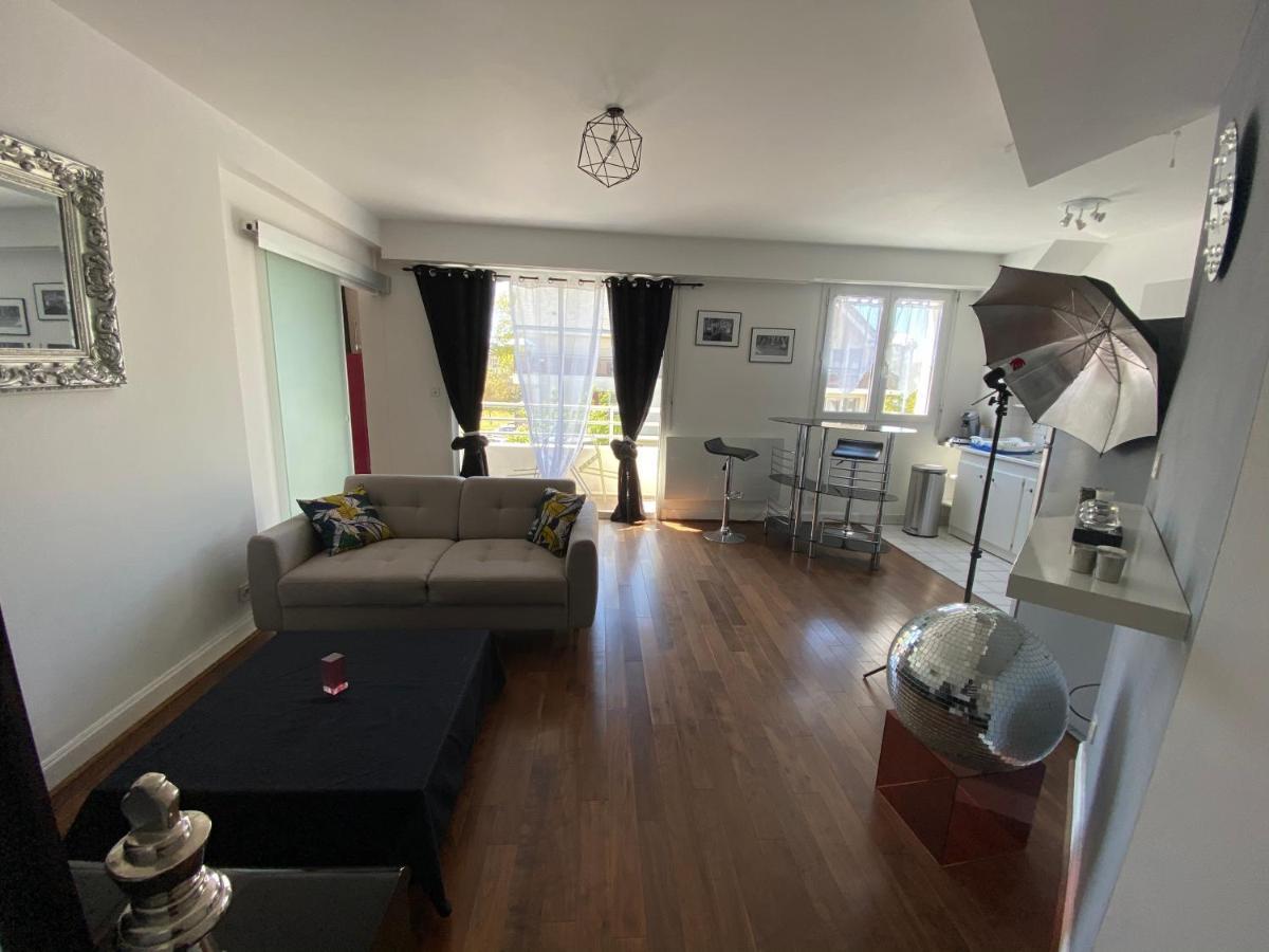 Charmant Appartement En Bord De Cher Saint-Avertin Exteriér fotografie
